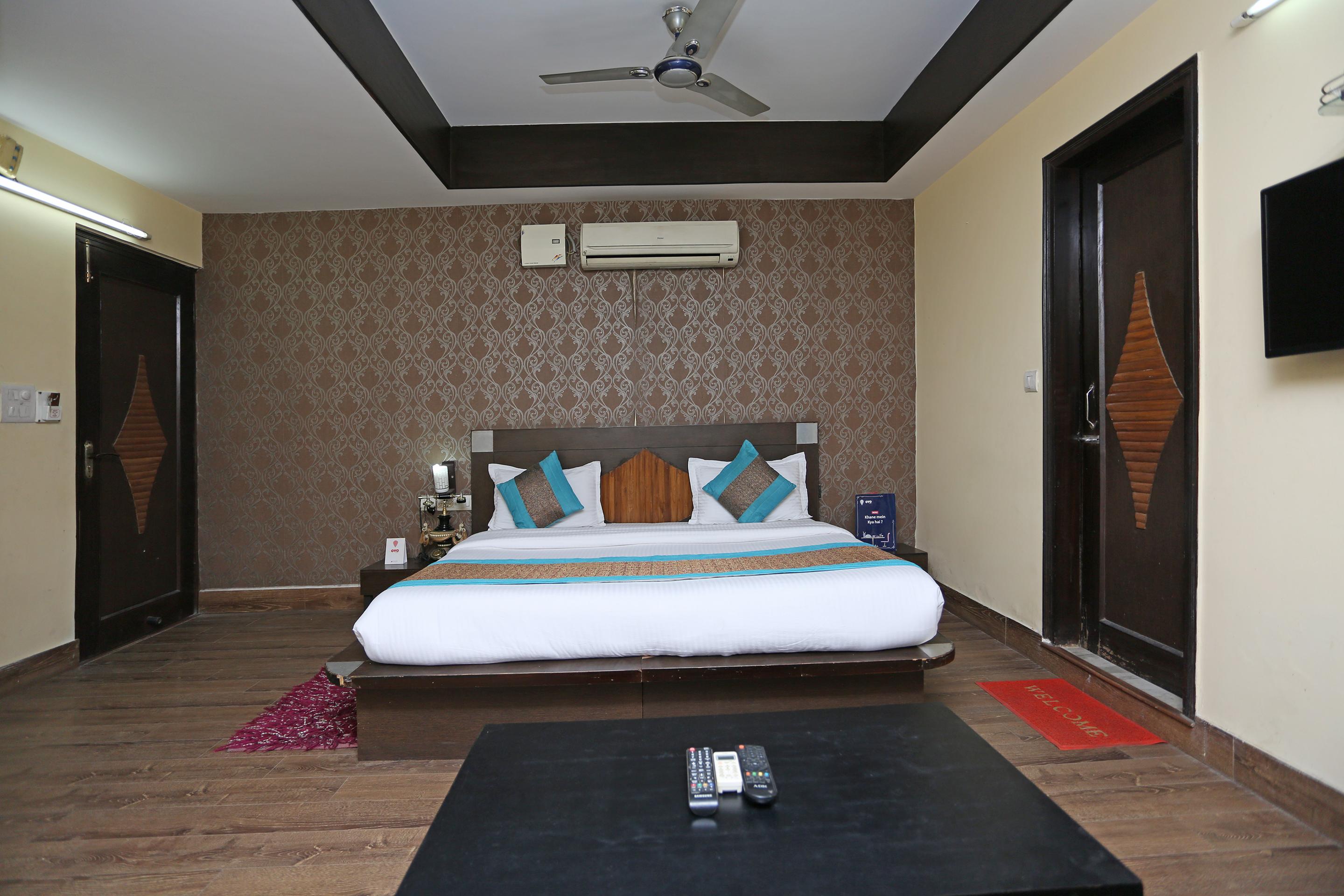Oyo 337 Hotel Anand เดลี ภายนอก รูปภาพ