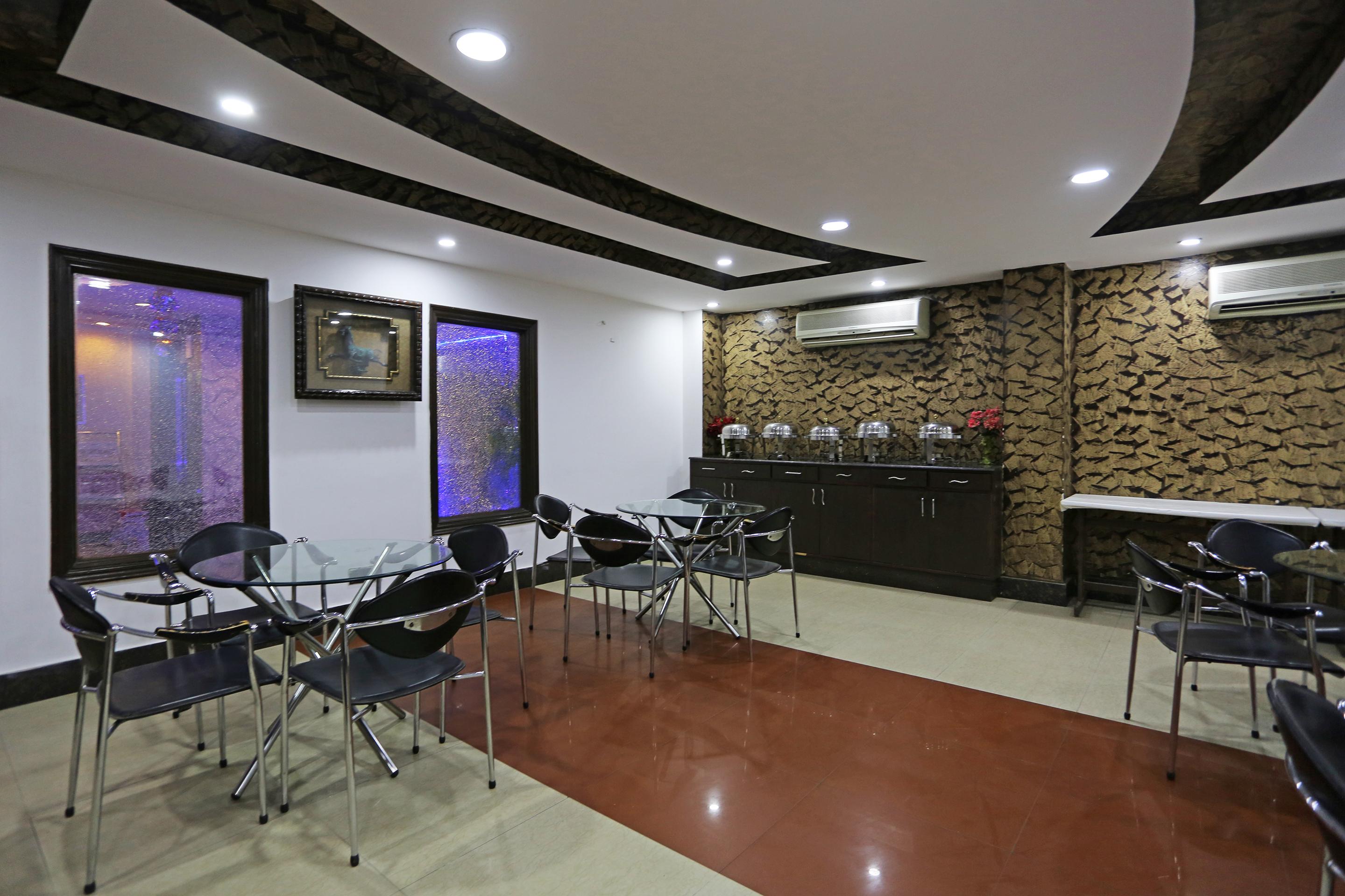 Oyo 337 Hotel Anand เดลี ภายนอก รูปภาพ