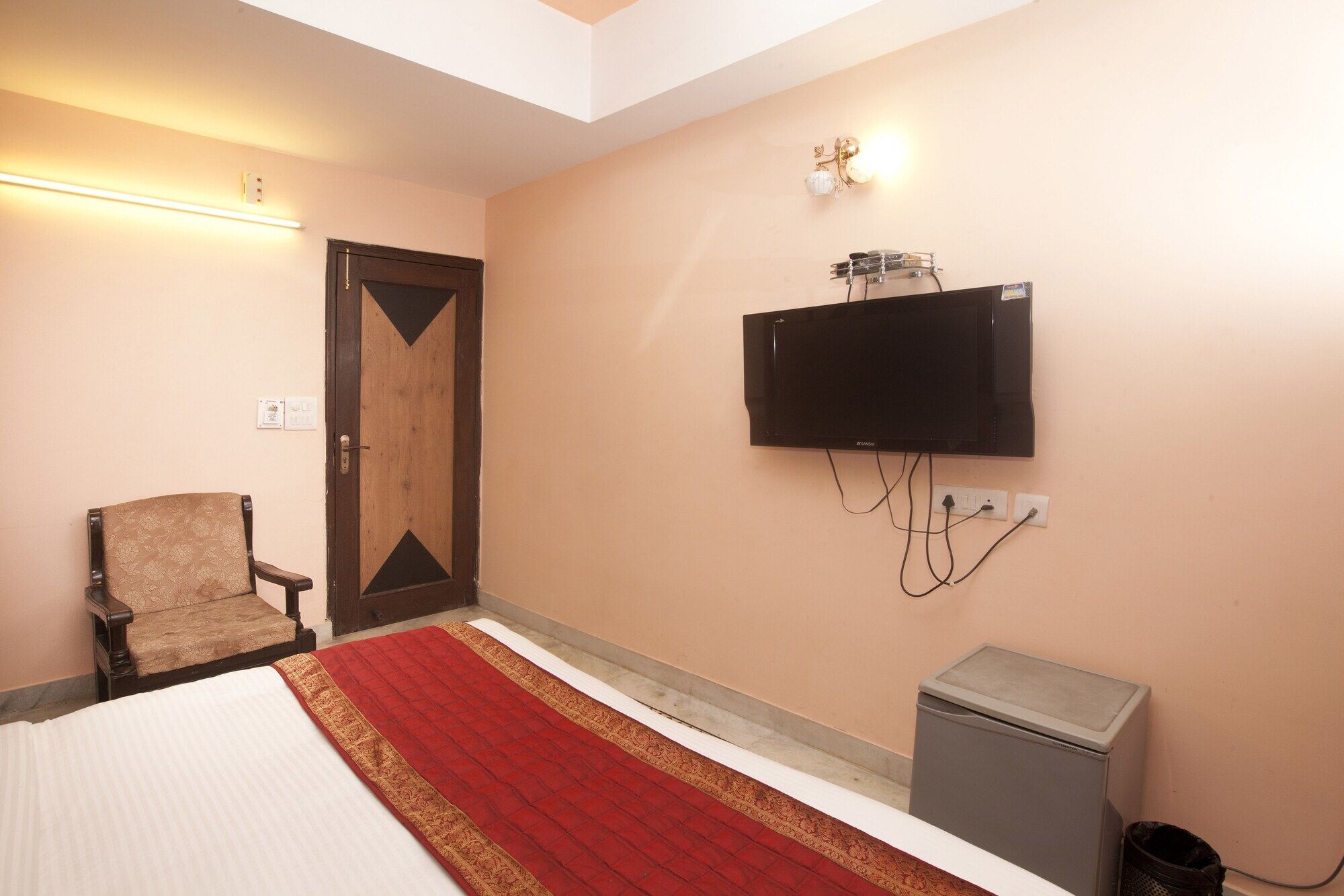 Oyo 337 Hotel Anand เดลี ภายนอก รูปภาพ