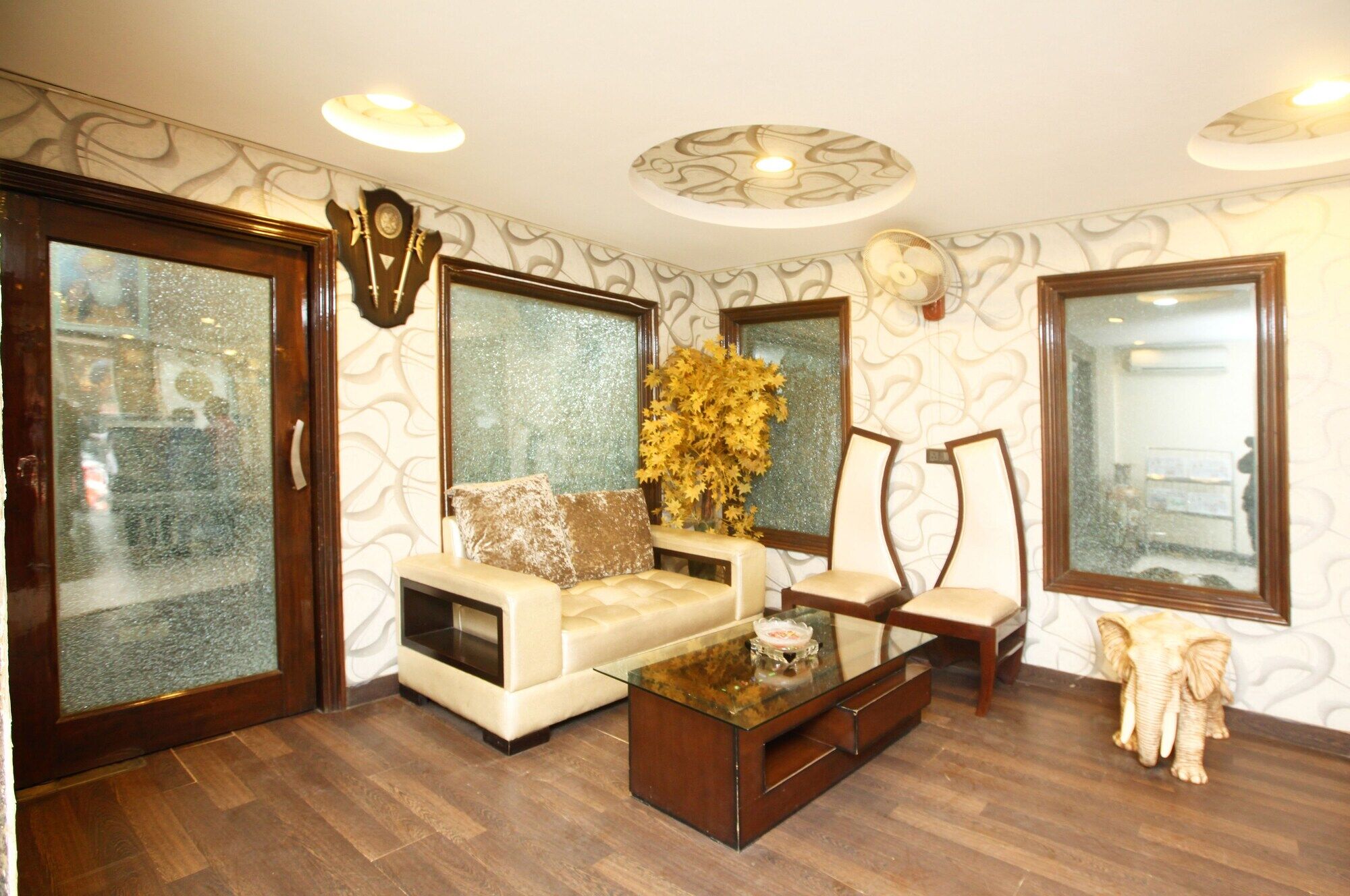 Oyo 337 Hotel Anand เดลี ภายนอก รูปภาพ